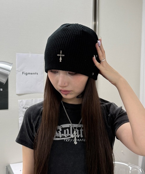 Figments(フィグメンツ)の「アイレットクロスワッチ(ニットキャップ/ビーニー・レディース・ブラック・FREE)」の2枚目の写真