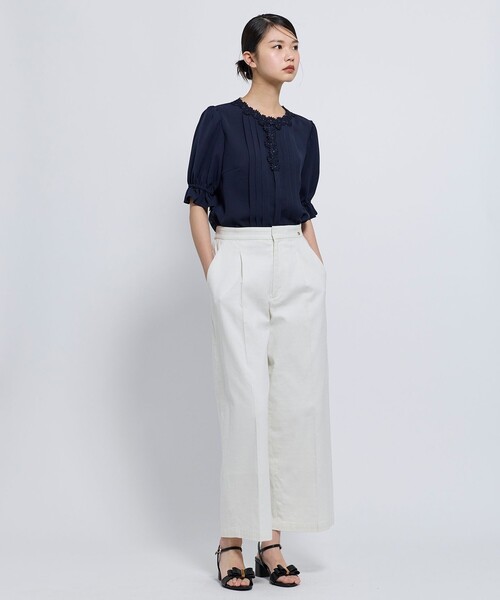 TOCCA（トッカ）の「CHARMING DAISY ブラウス（シャツ/ブラウス・レディース・アイボリー系/スカイブルー系/ネイビー系・0/4）」の11枚目の写真