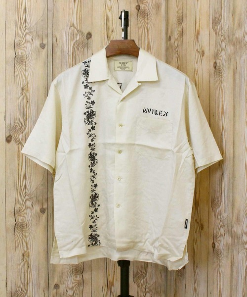AVIREX(アヴィレックス)の「SOUVENIR S/S SHIRT”DRAGON &CHERRY BLOSSOMS'(シャツ/ブラウス・メンズ・ネイビー/ブラック/アイボリー・XXL/XL/L/M)」の4枚目の写真