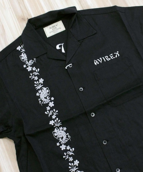 AVIREX(アヴィレックス)の「SOUVENIR S/S SHIRT”DRAGON &CHERRY BLOSSOMS'(シャツ/ブラウス・メンズ・ネイビー/ブラック/アイボリー・XXL/XL/L/M)」の10枚目の写真