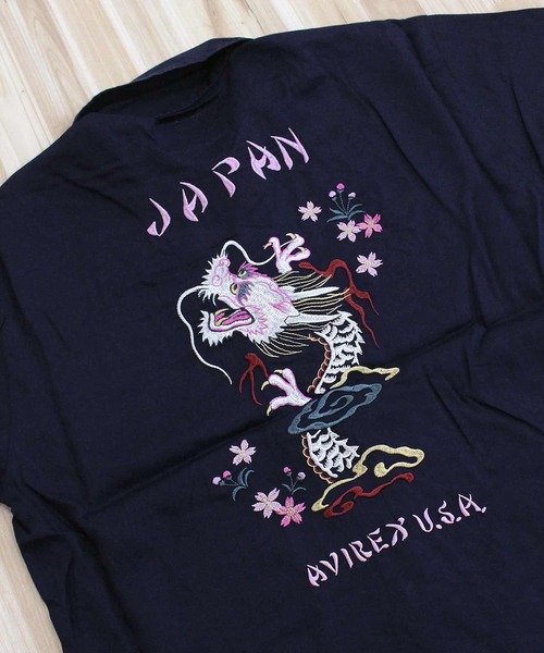 AVIREX(アヴィレックス)の「SOUVENIR S/S SHIRT”DRAGON &CHERRY BLOSSOMS'(シャツ/ブラウス・メンズ・ネイビー/ブラック/アイボリー・XXL/XL/L/M)」の15枚目の写真