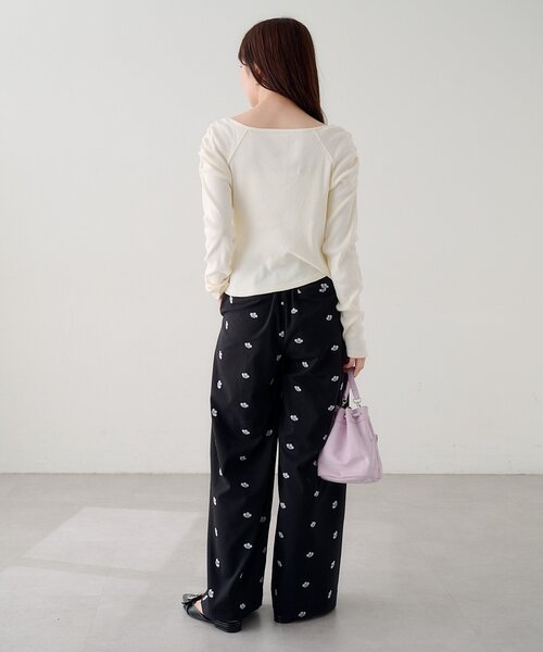 Kastane(カスタネ)の「【無地&ボーダー】ギャザーテレコカーディガン(Tシャツ/カットソー・レディース・ブラック/サックスブルー/アイボリー/チャコールグレー/オフホワイト・FREE)」の21枚目の写真