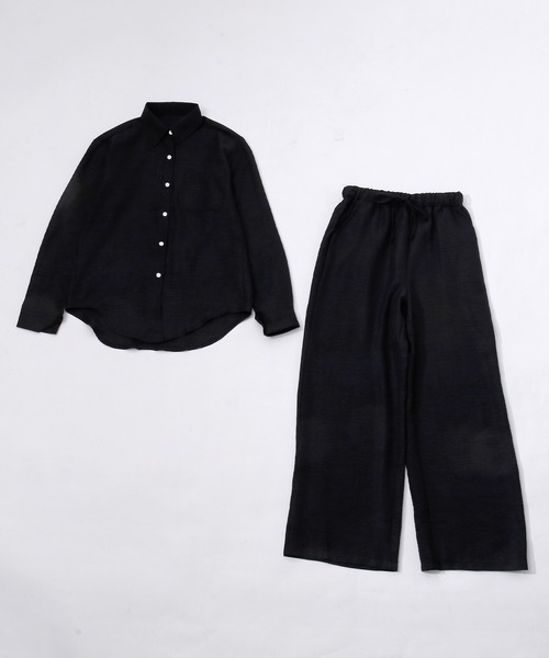 murea（ミュレア）の「レギュラーカラーシャツ+リラックスパンツset（セットアップ・レディース・モカ/アイボリー/ブラック/ブルー・FREE）」の7枚目の写真
