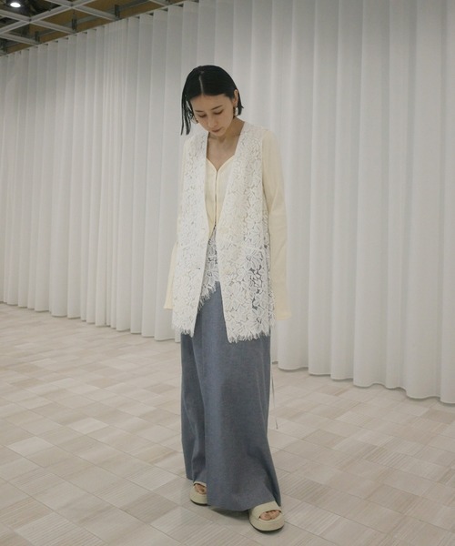 Ameri(アメリ)の「MELANGE STRAIGHT SKIRT WITH LACE SCARF(スカート・レディース・ブルー/アイボリー・SMALL/MEDIUM)」の12枚目の写真