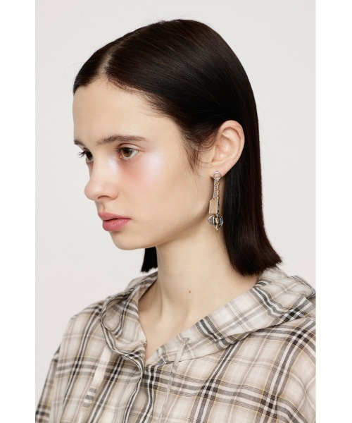 SLY（スライ）の「MANY CHARM CHAIN P/EARRING メニーチャームチェーンピアス（ピアス（両耳用）・レディース・マルチ・FREE）」の6枚目の写真