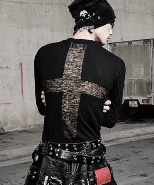 RICH(リッチ)の「【RICH】Riveted Cross Slim Longsleeve / 【リッチ】シースルークロス長袖Tシャツ(Tシャツ/カットソー・メンズ・ブラック・02/01)」の9枚目の写真