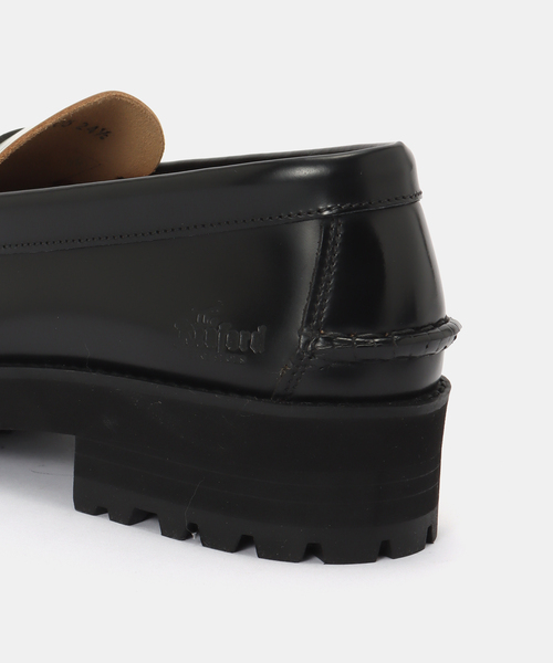 The Kenford Fineshoes(ケンフォードファインシューズ)の「The Kenford Fineshoes TANK SOLE LOAFERS / BLACK WHITE(ローファー・レディース・ホワイト・24.5cm/23cm)」の5枚目の写真