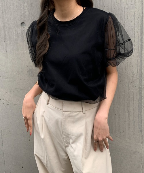 Maison Calme(メゾンカルム)の「【26年春夏新作】チュールドッキングボリューム袖無地カットソー(Tシャツ/カットソー・レディース・ホワイト/ブラック・F)」の4枚目の写真