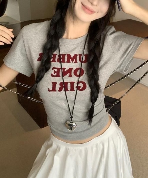 Vipoa(ヴィポア)の「メッセージプリントカットソー(Tシャツ/カットソー・レディース・グレー/レッド/ホワイト・FREE)」の15枚目の写真