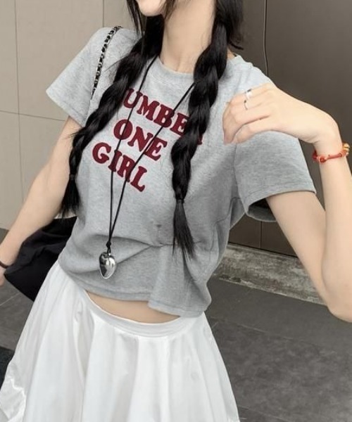 Vipoa(ヴィポア)の「メッセージプリントカットソー(Tシャツ/カットソー・レディース・グレー/レッド/ホワイト・FREE)」の17枚目の写真