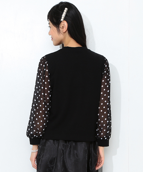 CAROLINA GLASER(カロリナ グレイサー)の「CAROLINA GLASER / ドットシフォン袖 プルオーバー(その他トップス・レディース・オフホワイト/ブラック・ONE SIZE)」の7枚目の写真