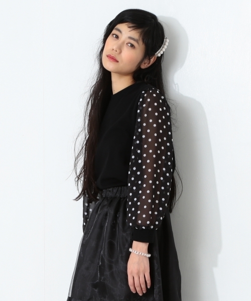 CAROLINA GLASER(カロリナ グレイサー)の「CAROLINA GLASER / ドットシフォン袖 プルオーバー(その他トップス・レディース・オフホワイト/ブラック・ONE SIZE)」の18枚目の写真
