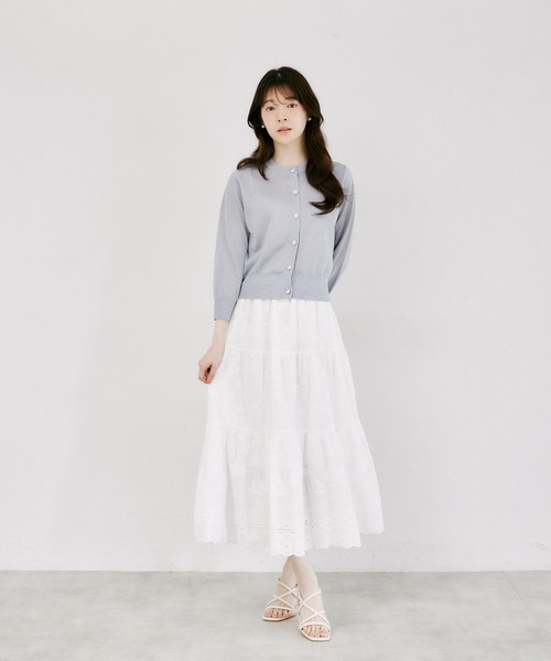 tocco closet(トッコ クローゼット)の「ゴールド釦ラメシアーニットカーディガン(カーディガン/ボレロ・レディース・ピンク/オフホワイト/グレイッシュブルー・M)」の8枚目の写真