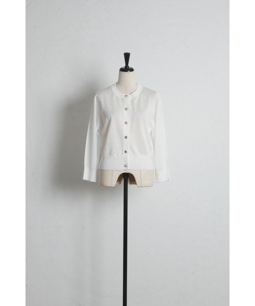 tocco closet(トッコ クローゼット)の「ゴールド釦ラメシアーニットカーディガン(カーディガン/ボレロ・レディース・ピンク/オフホワイト/グレイッシュブルー・M)」の22枚目の写真