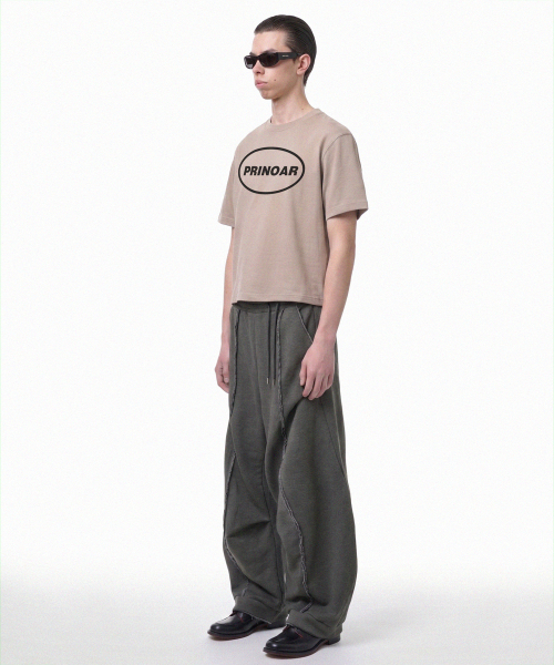 PRINOAR（プリノア）の「サークルロゴセミクロップ半袖Tシャツ - ジンジャーベージュ（Tシャツ/カットソー・レディース・ベージュ・SMALL/MEDIUM/LARGE）」の5枚目の写真