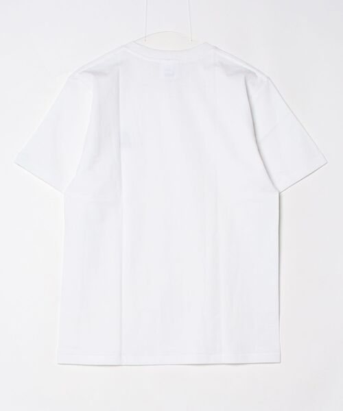 A BATHING APE(アベイシングエイプ)の「COLOR APE CROSSBONE ONE POINT TEE(Tシャツ/カットソー・メンズ・ブラック/ブルー/ピンク/ホワイト・LARGE/MEDIUM/X-LARGE/SMALL/XX-LARGE)」の9枚目の写真