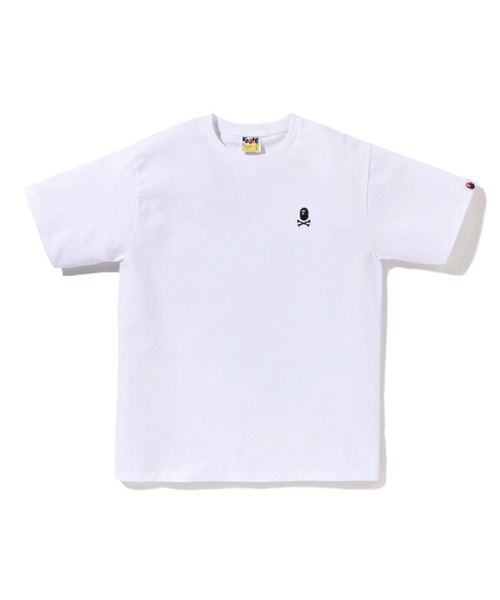 A BATHING APE(アベイシングエイプ)の「COLOR APE CROSSBONE ONE POINT TEE(Tシャツ/カットソー・メンズ・ブラック/ブルー/ピンク/ホワイト・LARGE/MEDIUM/X-LARGE/SMALL/XX-LARGE)」の2枚目の写真