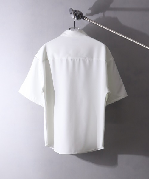 Art re A select（アトリエセレクト）の「【MADE IN JAPAN】-Reflax-ファブリック ハーフスリーブ レギュラーシャツ/接触冷感 UVカット 吸汗 抗ピリング（シャツ/ブラウス・メンズ・バーガンディー/マスタード/ブラック/ブルー/ホワイト/サックスブルー/ライトピンク/ネイビー・M/S/L）」の17枚目の写真