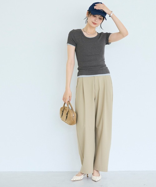 coca(coca)(コカ)の「とろみUネックリブTシャツ(Tシャツ/カットソー・レディース・ブラウン/グレー/ブラック/チャコール・L/M/S)」の12枚目の写真