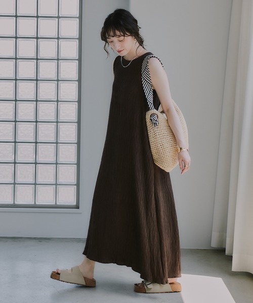 210nouve(トゥージュヌーブ)の「バックデザイン ジャガード ヨウリュウ ワンピース(ワンピース・レディース・アイボリー/ブラック/ブラウン・FREE)」の15枚目の写真