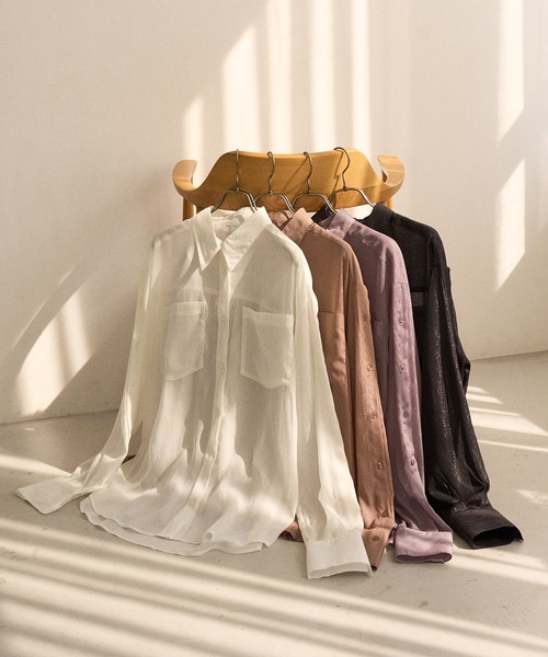 MIELI INVARIANT（ミエリインヴァリアント）の「HAGOROMO Veil Shirt（シャツ/ブラウス・レディース・グレー/ブラック・FREE）」の3枚目の写真