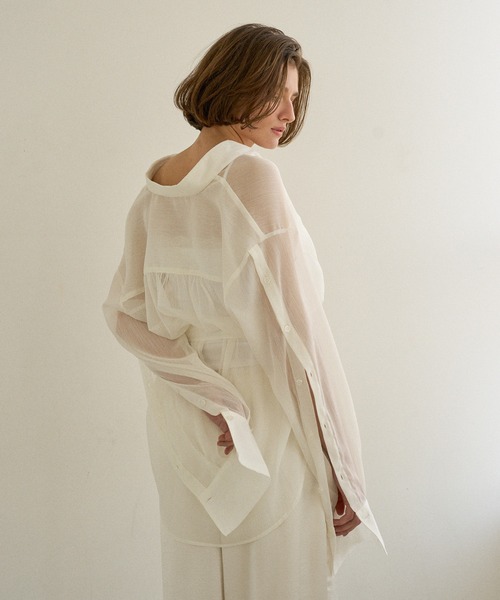 MIELI INVARIANT（ミエリインヴァリアント）の「HAGOROMO Veil Shirt（シャツ/ブラウス・レディース・グレー/ブラック・FREE）」の7枚目の写真