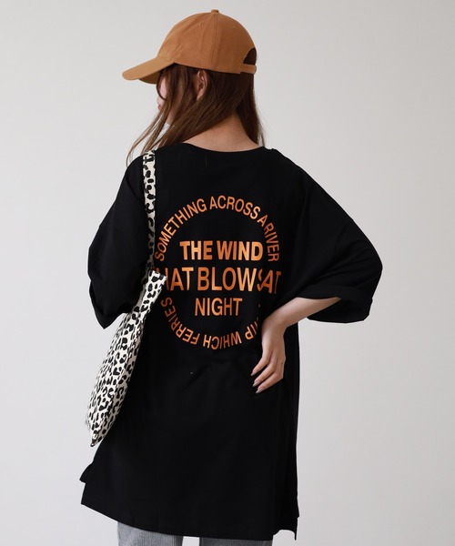 atONE(アットワン)の「ロゴ刺繍バックロゴプリントオーバーサイズTシャツ 半袖(Tシャツ/カットソー・レディース・ブラック/オフホワイト・M)」の13枚目の写真