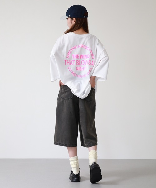 atONE(アットワン)の「ロゴ刺繍バックロゴプリントオーバーサイズTシャツ 半袖(Tシャツ/カットソー・レディース・ブラック/オフホワイト・M)」の18枚目の写真