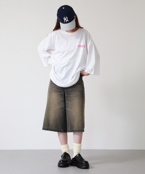 atONE(アットワン)の「ロゴ刺繍バックロゴプリントオーバーサイズTシャツ 半袖(Tシャツ/カットソー・レディース・ブラック/オフホワイト・M)」の19枚目の写真