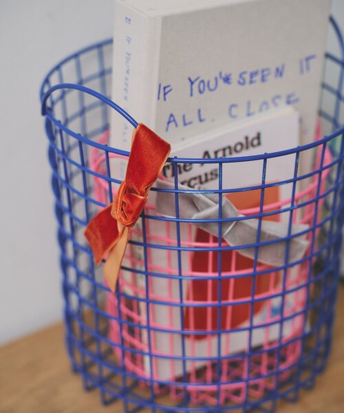 SAHIR（サヒール）の「【SAHIR サヒール】Wire basket ワイヤーバスケット  L（インテリア雑貨・レディース・ホワイト/ブルー・0）」の12枚目の写真