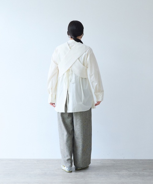 yuni(ユニ )の「Cotton back cross Knit-Vest(ベスト・レディース・ホワイト/ブラック・FREE)」の18枚目の写真