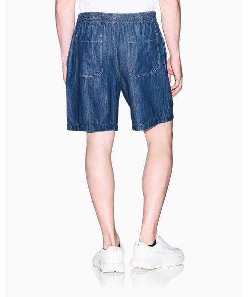ARMANI EXCHANGE（アルマーニエクスチェンジ）の「【A|X アルマーニ エクスチェンジ】デニム ショーツ（その他パンツ・メンズ・ブルー・31inch/30inch/29inch/36inch/34inch/33inch/32inch）」の8枚目の写真