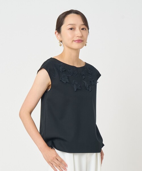 ANAYI(アナイ)の「ポンチ刺繍 プルオーバー(Tシャツ/カットソー・レディース・ブラック/ホワイト・38/36)」の18枚目の写真