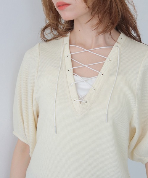CLEIO(クレイオ)の「【CLEIO】レースアップワッフルボーダー半袖トップス LACE-UP WAFFLE BORDER SHORT SLEEVE TOPS(Tシャツ/カットソー・レディース・グレー/アイボリー/ネイビー・FREE)」の16枚目の写真