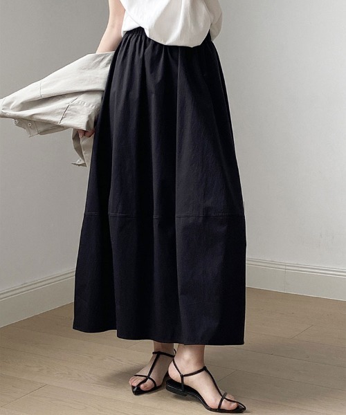 Flugge(フラッジー)の「きれいめフレアロングスカート(スカート・レディース・ホワイト/ブラック・LARGE/MEDIUM)」の9枚目の写真