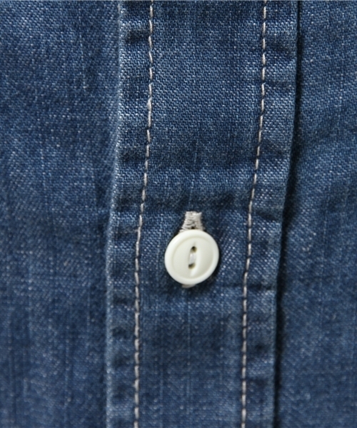 earth music&ecology（アースミュージックアンドエコロジー）の「【2016Spring】Ｌｅｅデニムシャツ（シャツ/ブラウス・レディース・インディゴブルー/ライトインディゴブルー・MEDIUM/SMALL）」の11枚目の写真