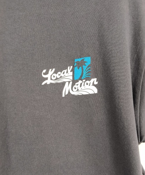LOCALMOTION HAWAII(ローカルモーション ハワイ)の「サーフステッチ&ロゴプリントTシャツ(Tシャツ/カットソー・メンズ・ホワイト/チャコールグレー・LARGE/X-LARGE/MEDIUM/SMALL)」の6枚目の写真