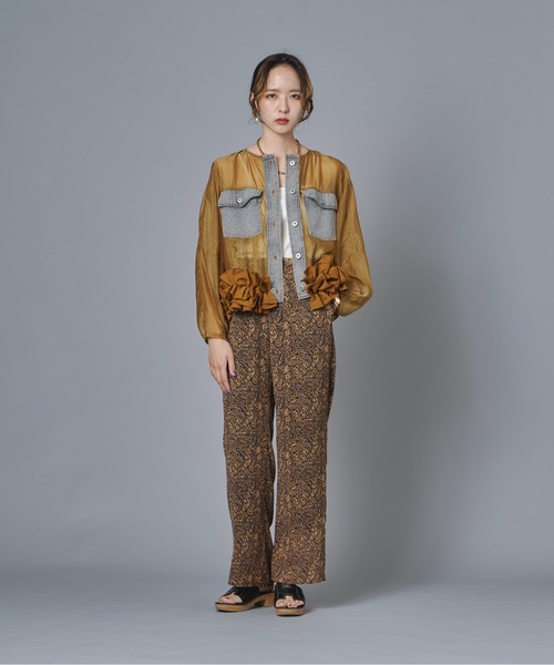 terrace(テラス)の「デニム切替フリルヘムシアーブルゾン(デニムジャケット・レディース・黄土色系/ネイビー・FREE)」の21枚目の写真