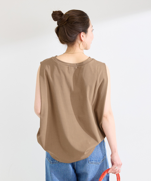 B.C STOCK(ベーセーストック)の「《追加5》ウォッシャブル / 接触冷感 / ノースリボックスTEE(Tシャツ/カットソー・レディース・ブラック/ホワイト/ブルー/ウッド・FREE)」の7枚目の写真