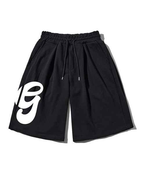 ELIMENO(エリメノ)の「ELジエルツーピンタックヘビーバミューダパンツ4カラー(その他パンツ・メンズ・ブラック/ベージュ/グレー/チャコール・1/2/3)」の1枚目の写真