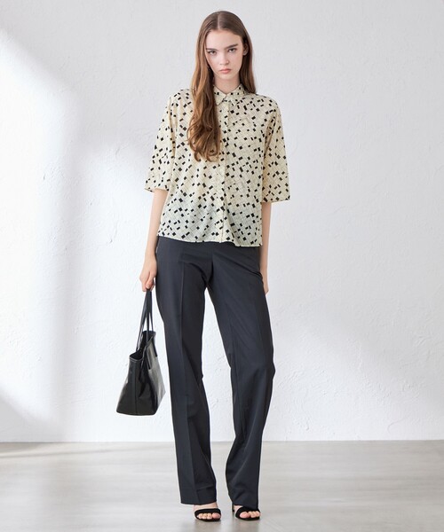 MACKINTOSH LONDON(マッキントッシュ ロンドン)の「ジオメトリックプリントブラウス(シャツ/ブラウス・レディース・ネイビー/ベージュ・40/38)」の5枚目の写真