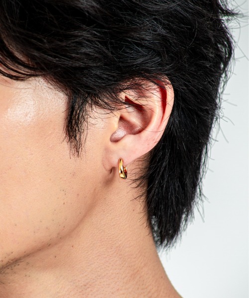 TOM WOOD（トムウッド）の「【TOMWOOD】Liz Huggies ゴールド ピアス　ユニセックス（ピアス（両耳用）・レディース・ゴールド・FREE）」の7枚目の写真