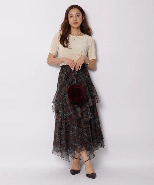 JUSGLITTY(ジャスグリッティー)の「ベロアTシャツ(Tシャツ/カットソー・レディース・ブラック/オフホワイト/ブラウン・2)」の13枚目の写真