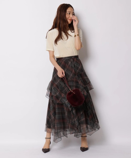 JUSGLITTY(ジャスグリッティー)の「ベロアTシャツ(Tシャツ/カットソー・レディース・ブラック/オフホワイト/ブラウン・2)」の15枚目の写真