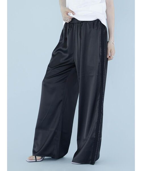 :ETHROF(イーサオブ)の「LACE LINE SATIN WIDE PANTS(その他パンツ・レディース・ブラック・MEDIUM)」の3枚目の写真