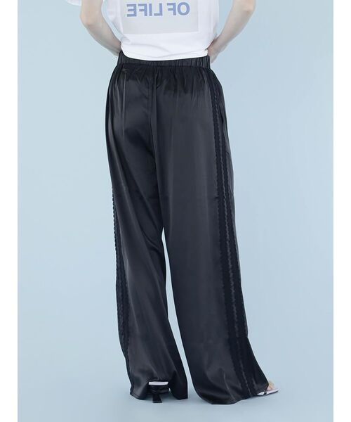 :ETHROF(イーサオブ)の「LACE LINE SATIN WIDE PANTS(その他パンツ・レディース・ブラック・MEDIUM)」の7枚目の写真