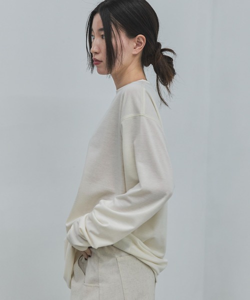 feepur(フェピュール)の「セミシアーオーバーロンTee(Tシャツ/カットソー・レディース・チャコールグレー/アイボリー/グレー・MEDIUM)」の8枚目の写真