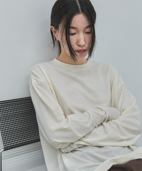 feepur(フェピュール)の「セミシアーオーバーロンTee(Tシャツ/カットソー・レディース・チャコールグレー/アイボリー/グレー・MEDIUM)」の14枚目の写真
