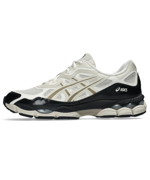 ASICS(アシックス)の「GEL-NYC / ゲルエヌワイシー(スニーカー・メンズ・ホワイト×ブラック・28/28.5/27.5/24/27/29/26.5/26/23.5/23/25.5/25/24.5)」の2枚目の写真
