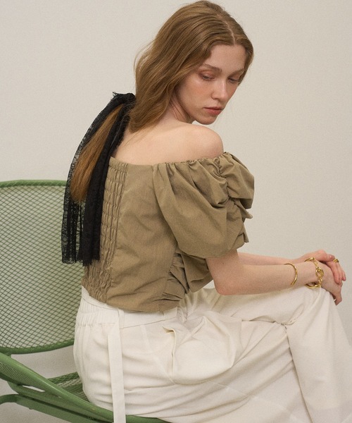 MIELI INVARIANT(ミエリインヴァリアント)の「Cloud Opera Blouse(シャツ/ブラウス・レディース・ホワイト/ブラック/グレイッシュベージュ・FREE)」の7枚目の写真